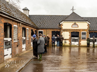 WG210423-90 - Warren Greatrex stable visit